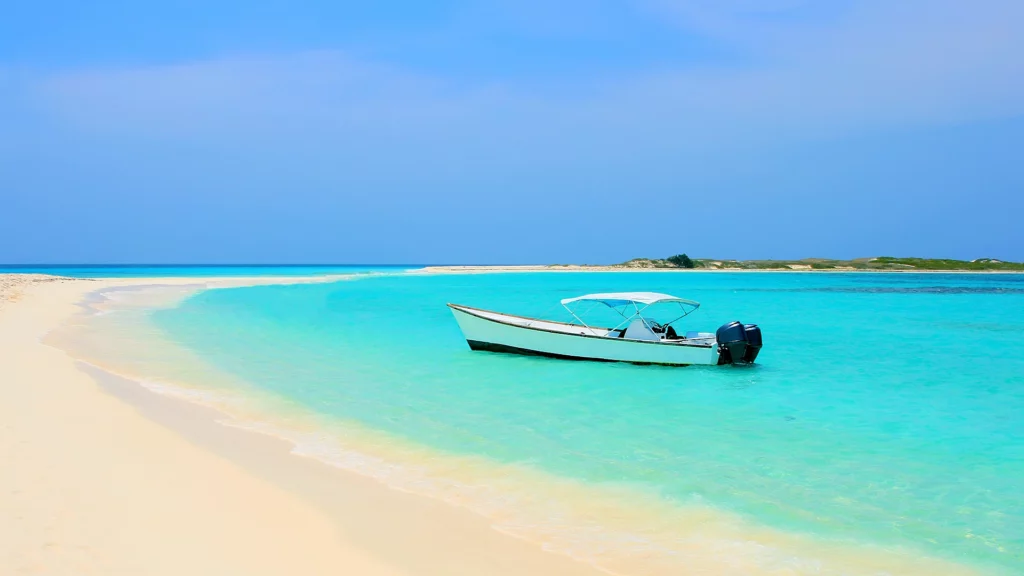 Los-Roques-Venezuela-TheGoldenShelter.es