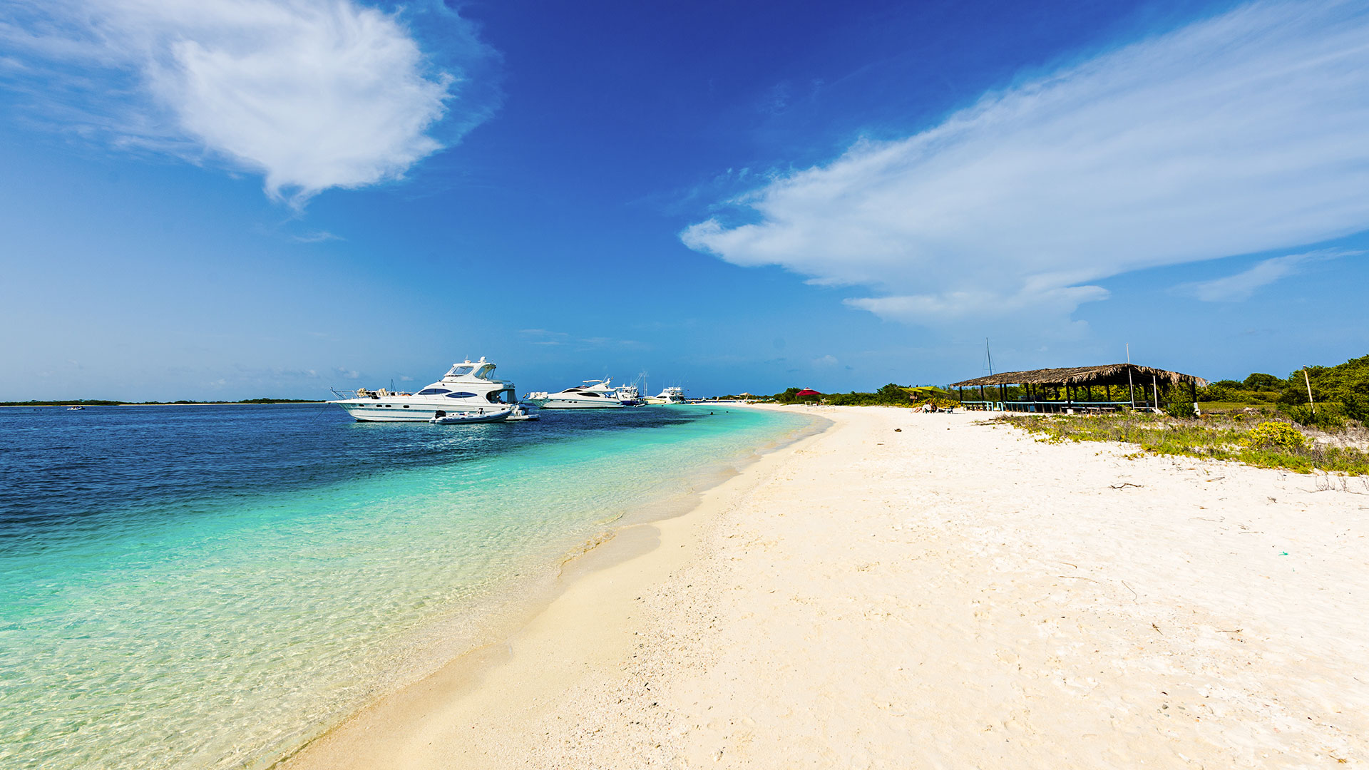 Nordisqui-Cay-Los-Roques-Venezuela-TheGoldenShelter.es