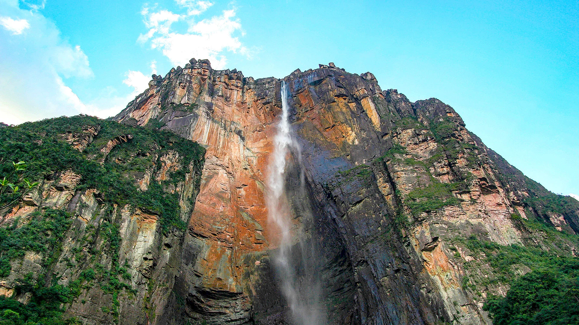 The-Angels-Falls-Venezuela-TheGoldenShelter.es