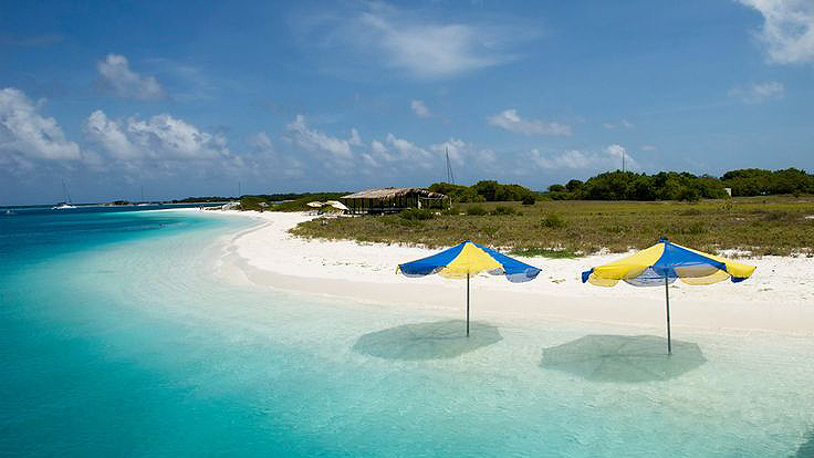 Francisqui-Cay-Los-Roques-Venezuela-TheGoldenShelter.es