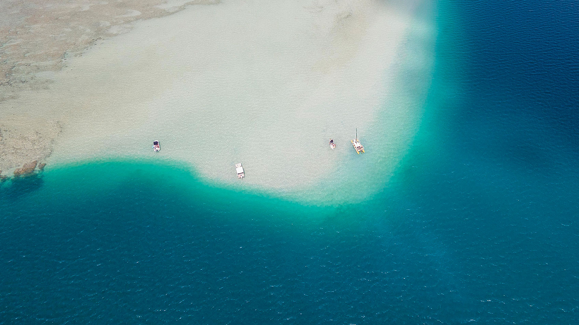 Los-Roques-Venezuela-TheGoldenShelter.com